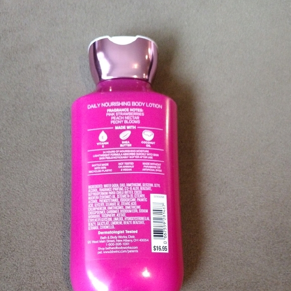Bath & Body Works Gingham Gorgeous Pink Lotion - Picture 2 of 2